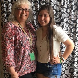 Meet your Posher, Reagan